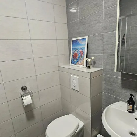 Emari - Hochwertige 2-zimmer-wohnung Mit Panorama Bergblick * Sarajevo