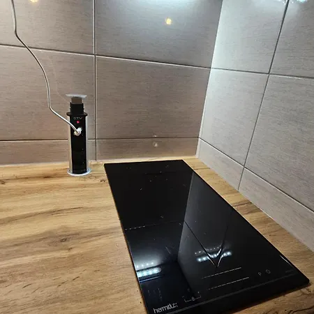 Emari - Hochwertige 2-zimmer-wohnung Mit Panorama Bergblick * Sarajevo