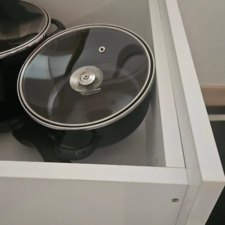 Emari - Hochwertige 2-zimmer-wohnung Mit Panorama Bergblick * Sarajevo