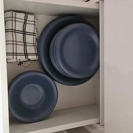Emari - Hochwertige 2-zimmer-wohnung Mit Panorama Bergblick Sarajewo